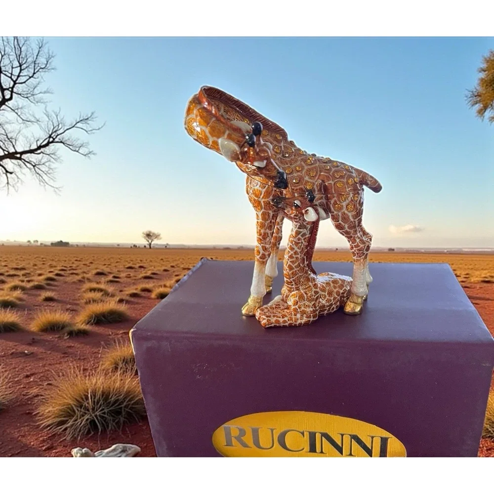 Rucinni Swarovski & Austria Stellux Crystals Giraffe Trinket‎ Jewelry Box Enamel